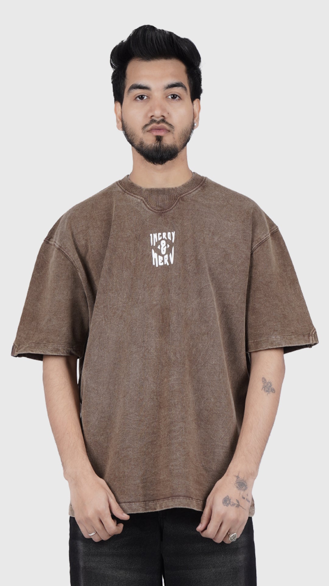 Vintage brown oversized t-shirt in a loose boxy fit